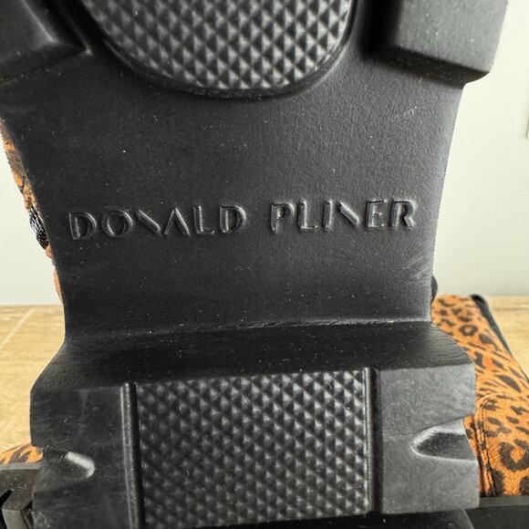 DONALD J PLINER LACE UP LEATHER COMBAT BOOTS IN LEOPARD NWOB WOMEN'S‎ SIZE 7M - Picture 12 of 14